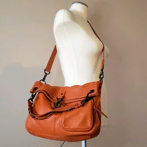 Kenneth Cole 2-in-1 crossbody bag